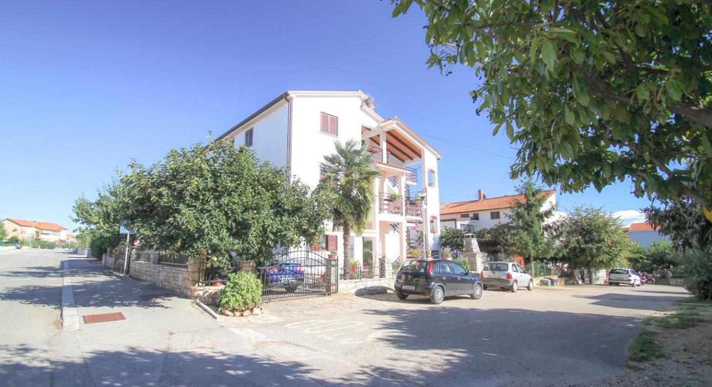 Marinela Studio Novigrad  Екстер'єр фото